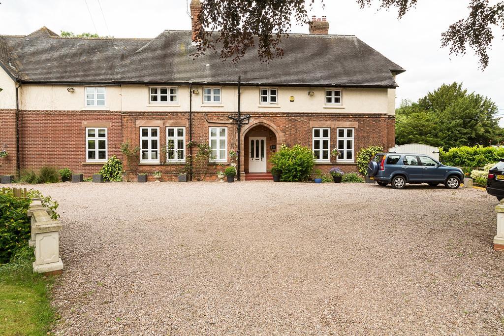 Heywood Hall Denstone Exterior photo